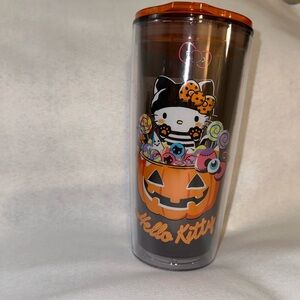 Halloween 🖤 HELLO KITTY Tumbler cup w/lid